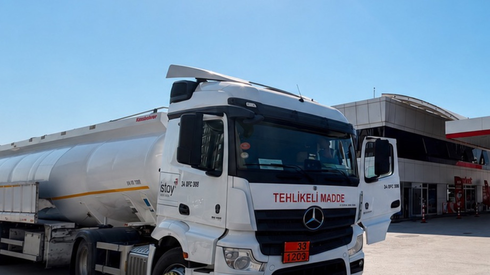 Ankara yerinde yakıt teslimatı — İSTAY tankeri